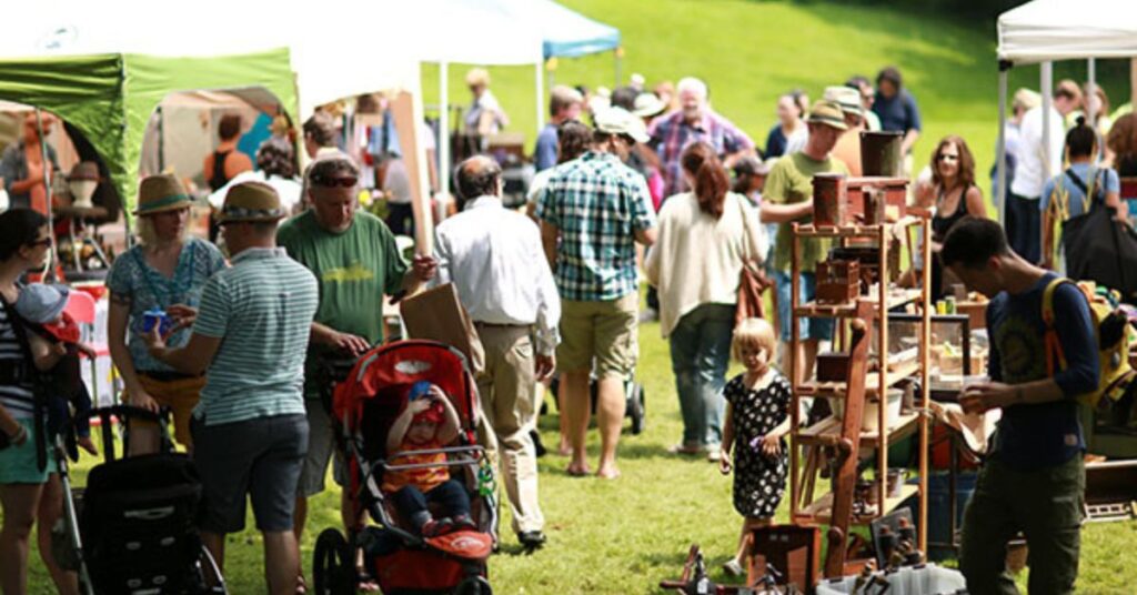 Leslieville Flea Market